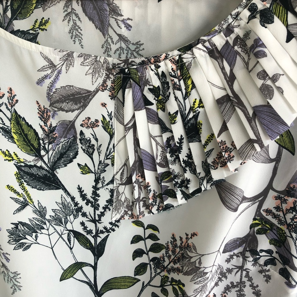 BANANA REPUBLIC Blouse with Pleated Collar Size S - Picture 3 of 4